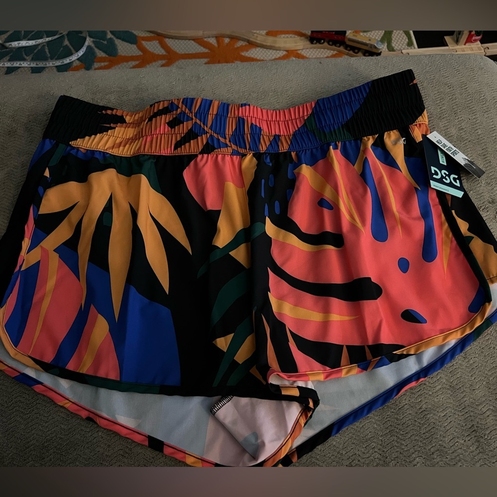NWT Calia Carrie Underwood Plus Size Athletic Shorts 2XL